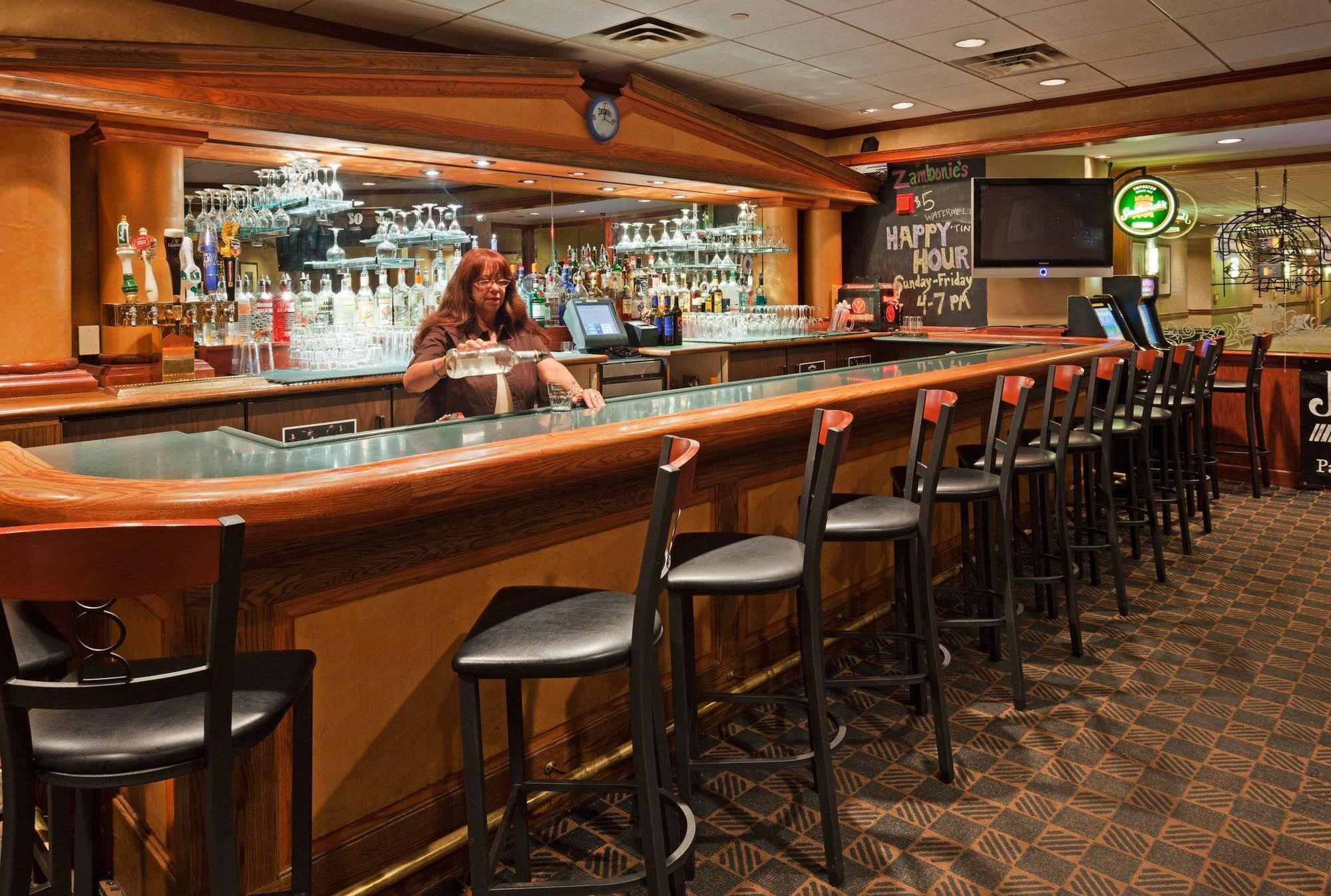Manchester East Milwaukee Restaurant photo