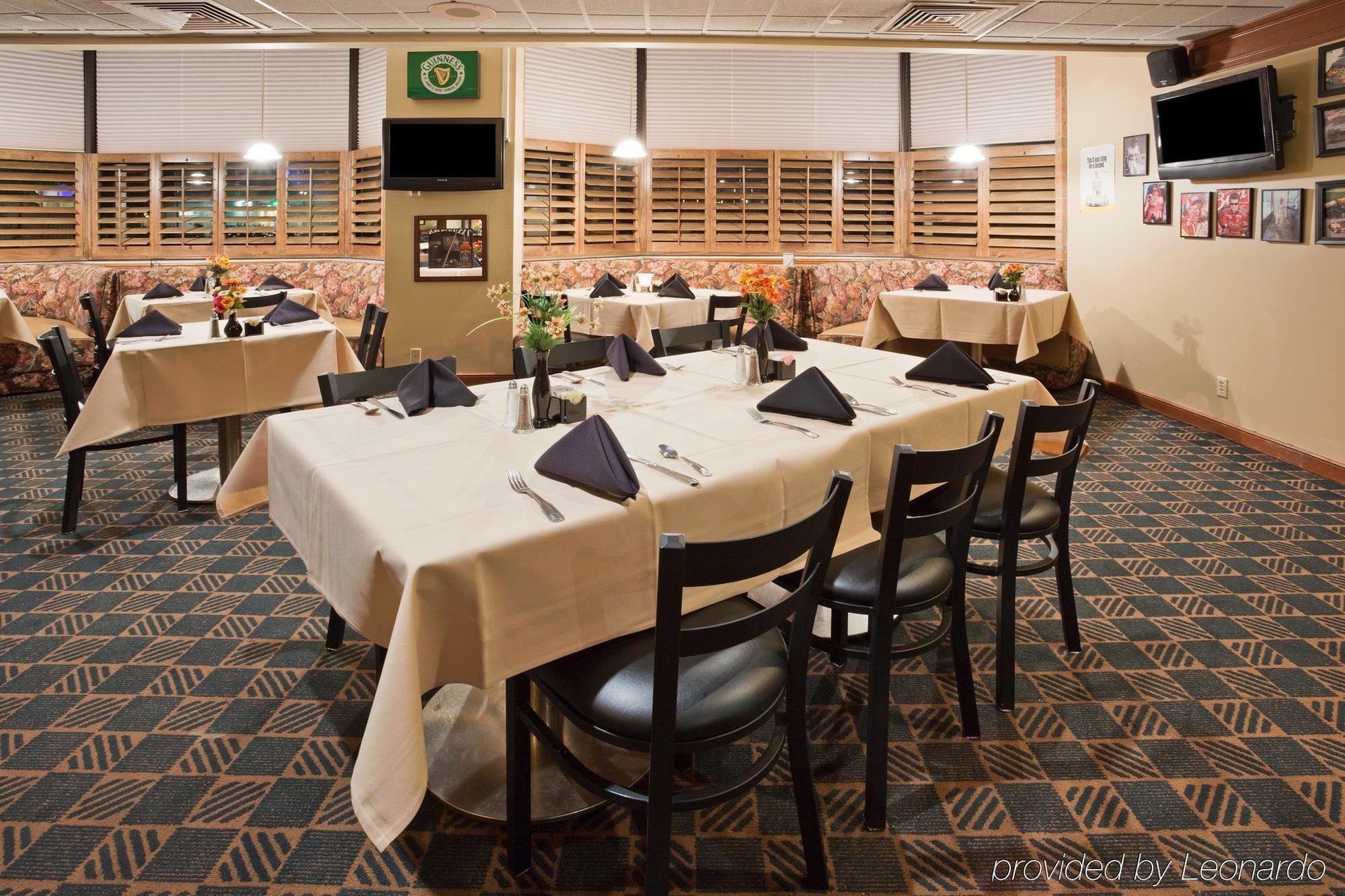 Manchester East Milwaukee Restaurant photo